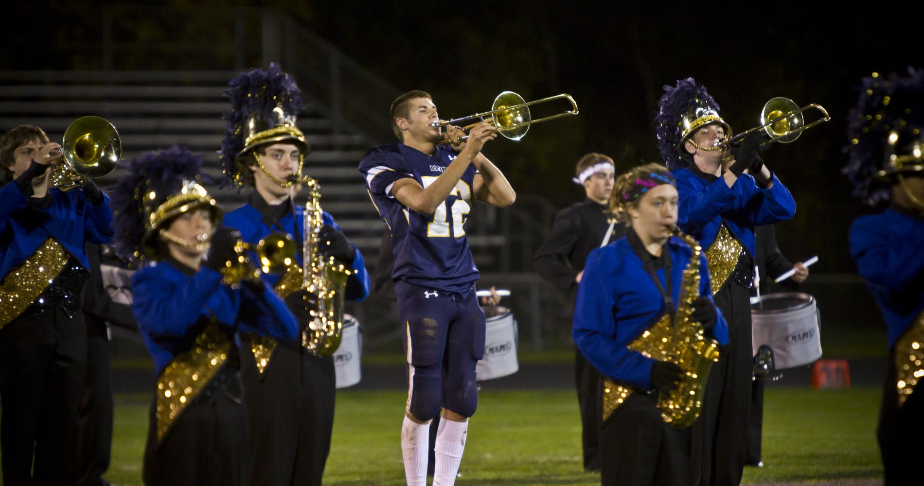 Senior-Portrait-Male-Luke-Football-Chicago-(2)